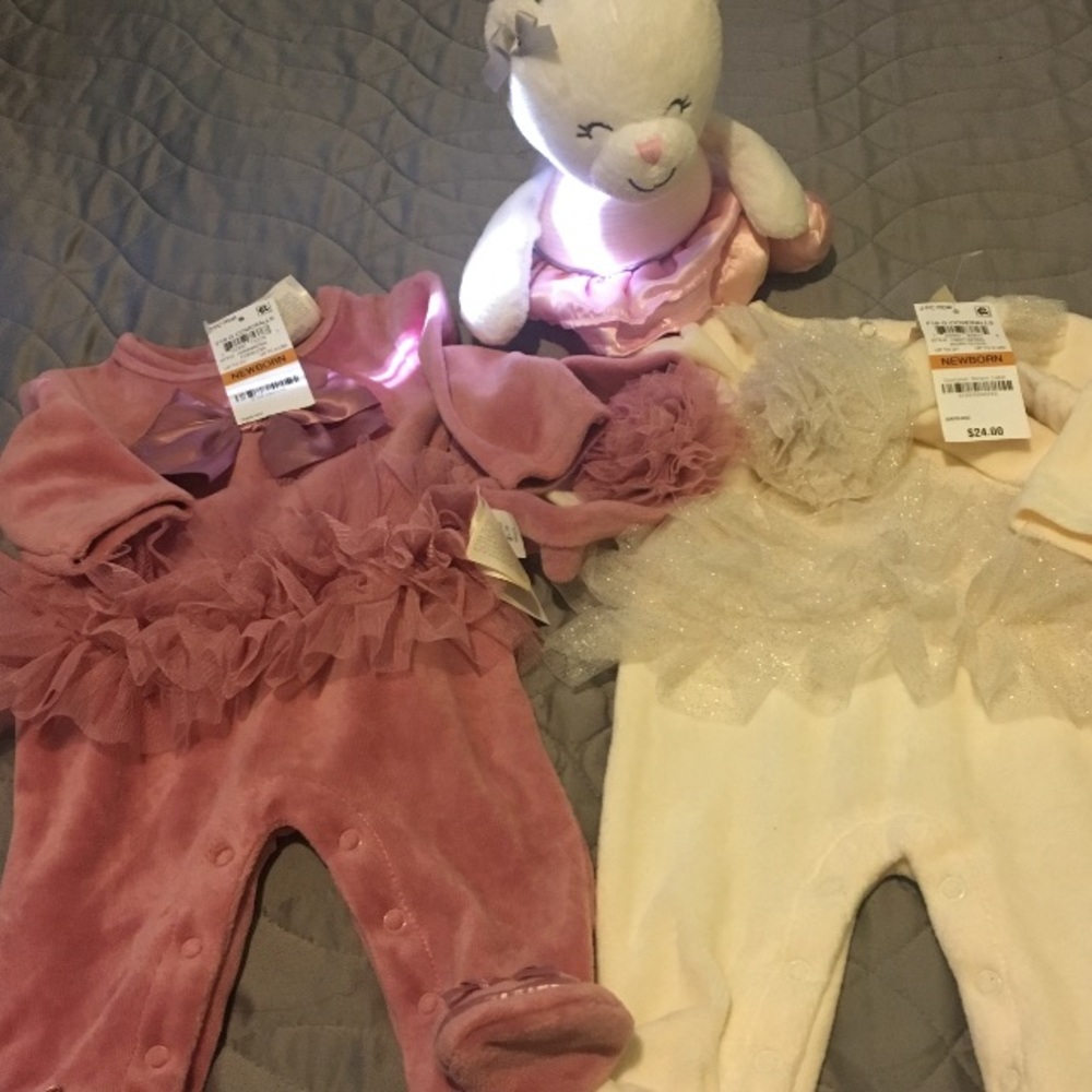 Newborn Baby Girl Velvet Coveralls.